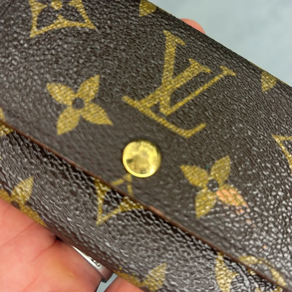 Louis Vuitton LOUIS VUITTON key case Holder - Picture 8 of 12